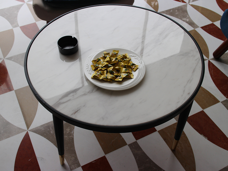 Top Quality Volakas White Round Marble Table Tops With Black Titanium Plating Table Legs